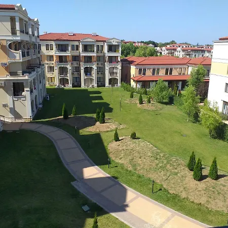 Green Life Beeach سوزوبول